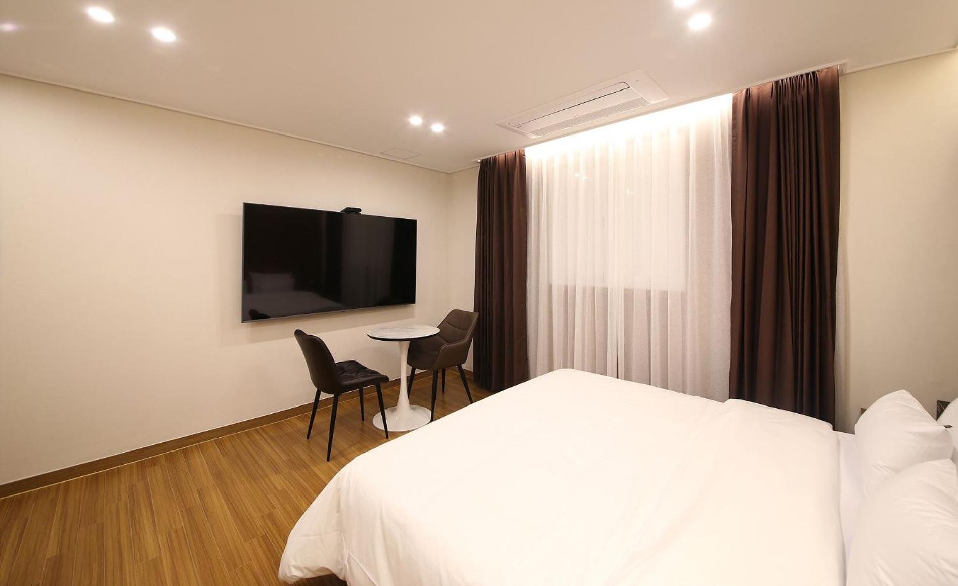 Brown Dot Hotel Sinan Gwangju Metropolitan City Exterior photo